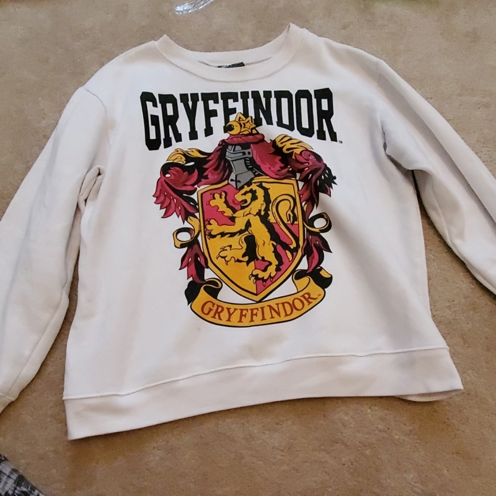 L Gryffindor Sweater